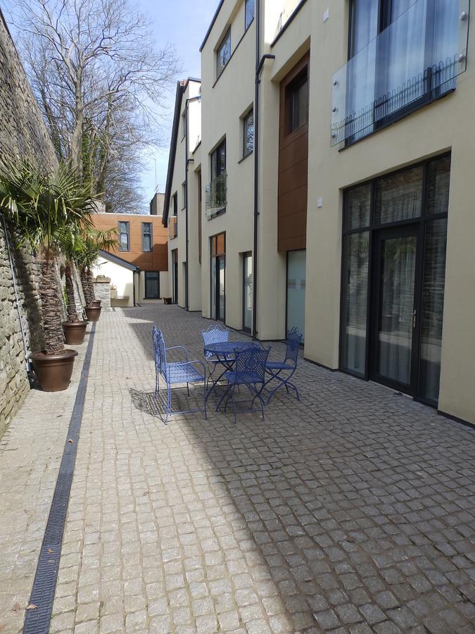 Hotel Restaurant James Sommerin Penarth Exterior foto